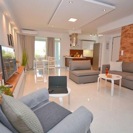 Potamos Deluxe White Apartment Екстериор снимка